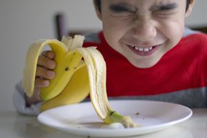 香蕉男孩吃香蕉