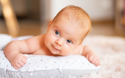 baby practicing tummy time