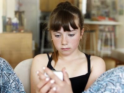 Create clear rules for your teen's cellphone use.