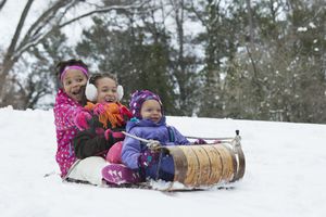 2022年最适合孩子的15款雪橇