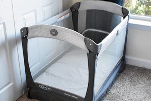 Graco Pack 'n Play Cuddle Cove Playard